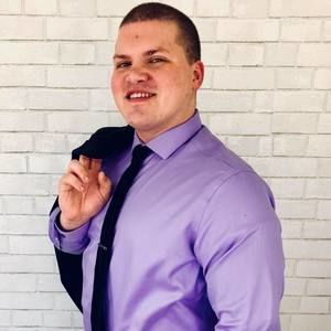 Meet your Posher, Adam